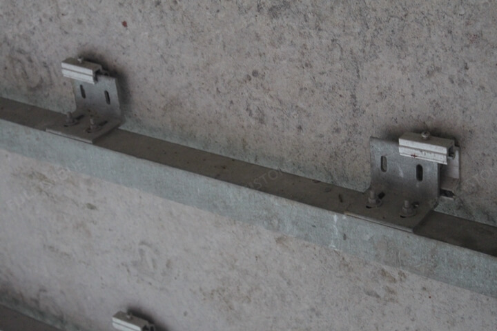 Mechanical Fixing System