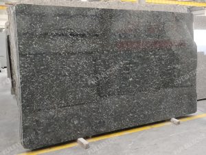 Verde Butterfly Granite Slab