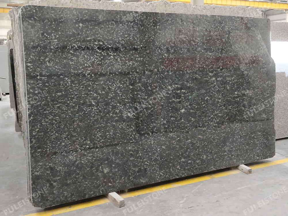 Verde Butterfly Granite Slab