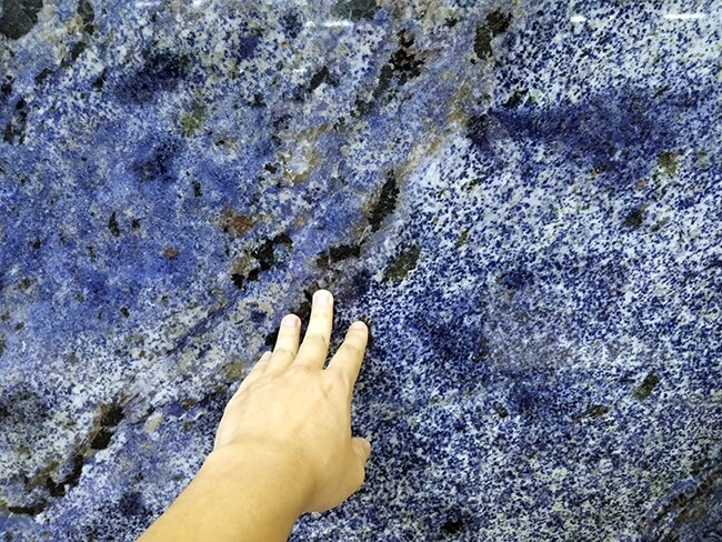 close up of blue bahia granite (2)