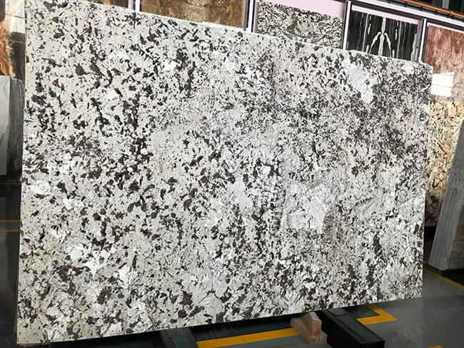 polished everest white granite big slabs (3)