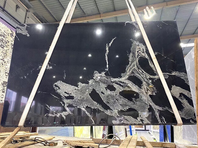 polished python black granite slabs (4)