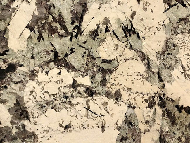 close up of polished splendor white granite