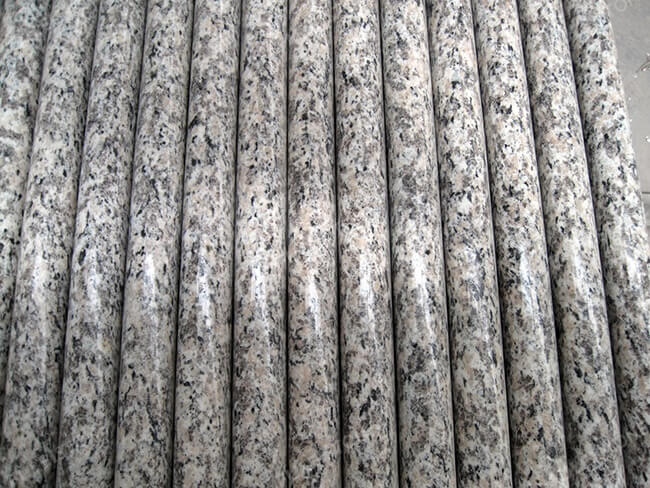 edges polishing of blanco perla granite countertops