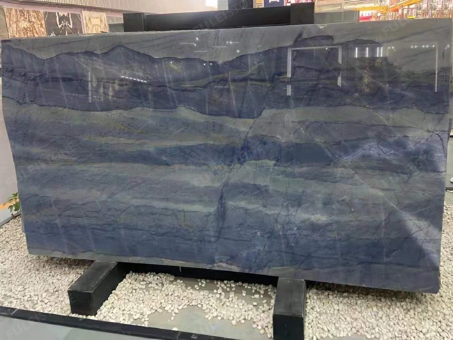 azul imperial with dark blue veins