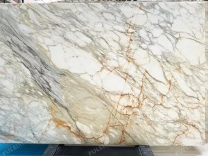 Calacatta Borghini slab with red line