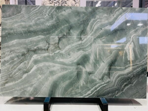 Maestro Quartzite