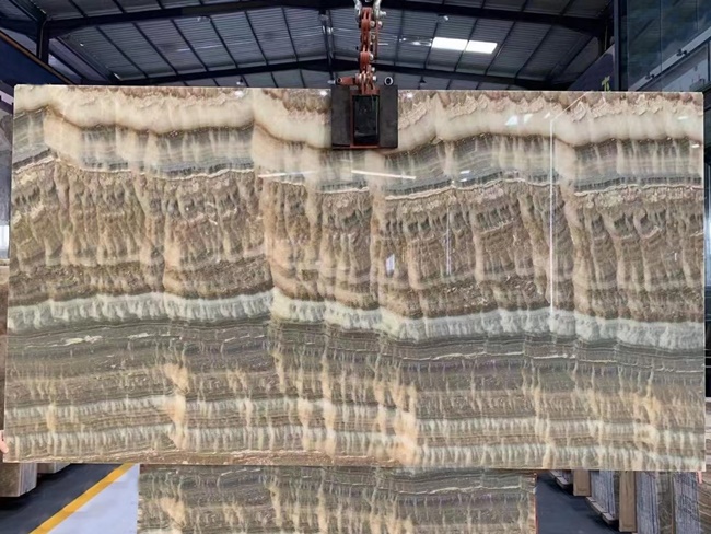 Greige Onyx Slab (3)