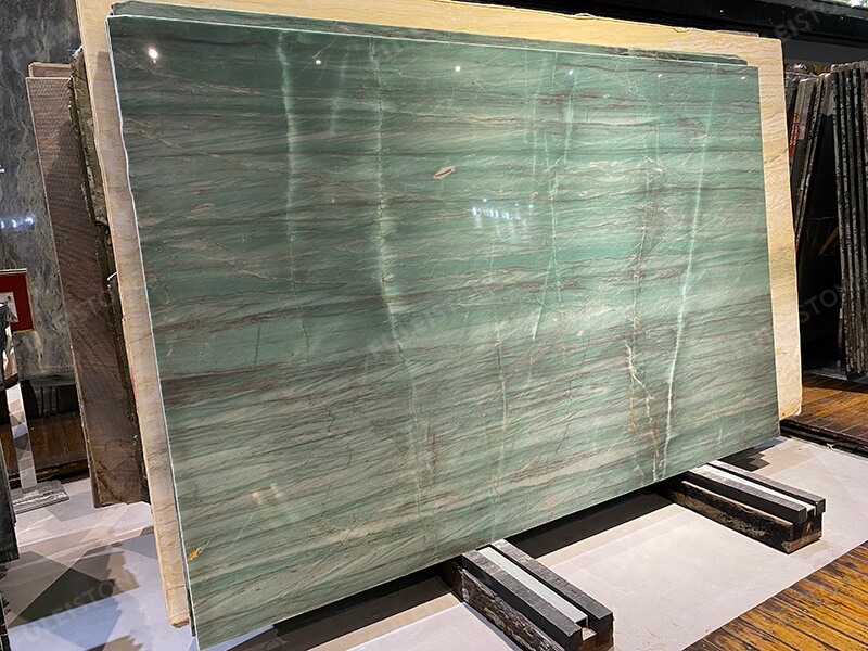 emerald haze quartzite slabs (1)