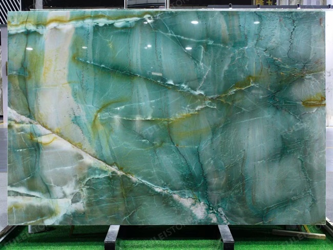 Da Vinci Quartzite dark color slabs